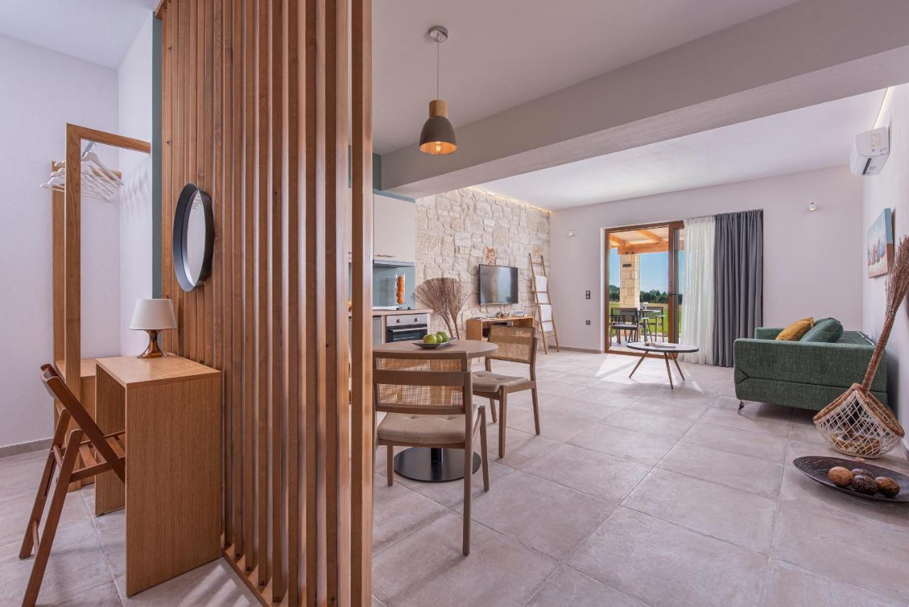 Mint Retreat Suites (Adults Only) Kalandra Ngoại thất bức ảnh