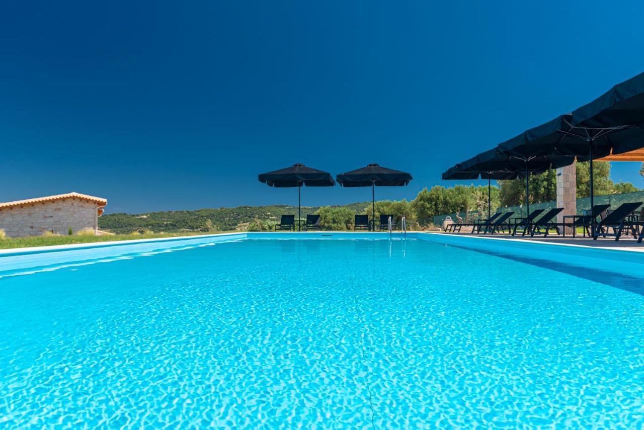 Mint Retreat Suites (Adults Only) Kalandra Ngoại thất bức ảnh