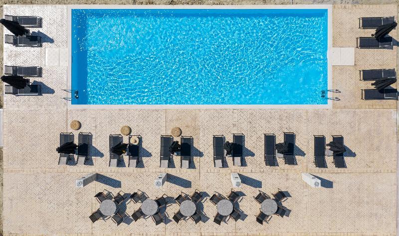 Mint Retreat Suites (Adults Only) Kalandra Ngoại thất bức ảnh